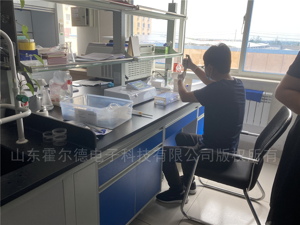 新希望六和集團(tuán)下屬30余家分廠集體采購霍爾德食品安全檢測儀器 新希望六和集團(tuán)下屬30余家分廠集體采購霍爾德食品安全檢測儀器